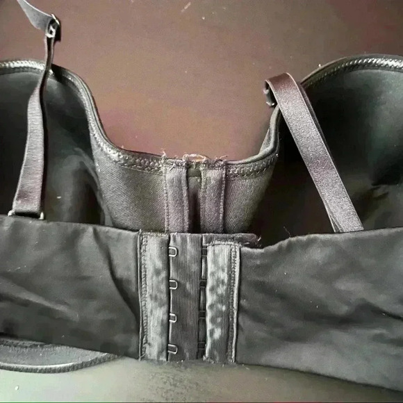 Savage X Fenty Black Bra - Picture 5 of 7